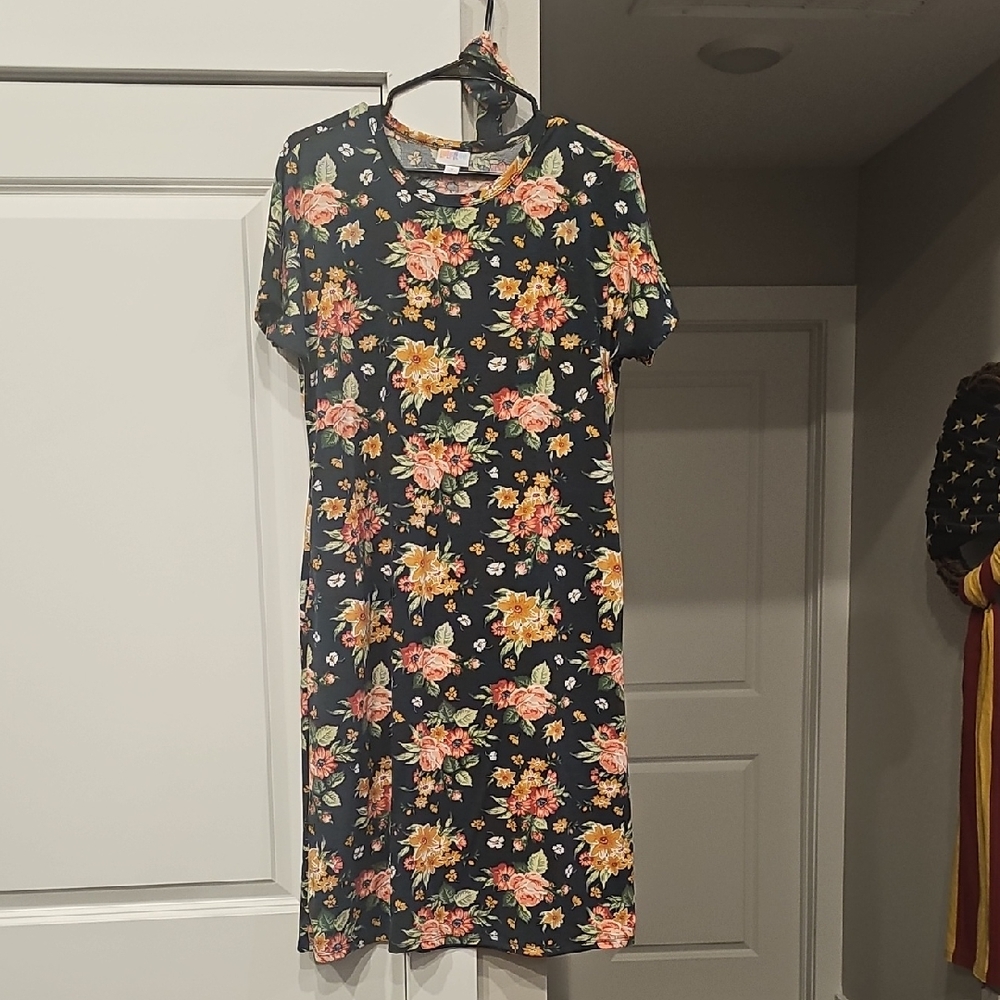 LuLaRoe Marly Heathered Black Dress with Pink and Orange Floral And Belt